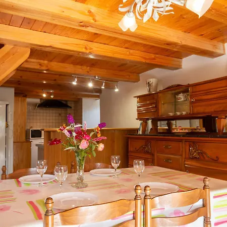 Le Poustadou Сasa de vacaciones La Canourgue